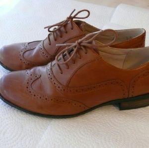 Clarks Hamble Oak Oxfords in Dark Tan