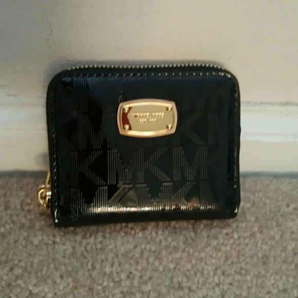 Michael Kors Bifold Wallet NWT