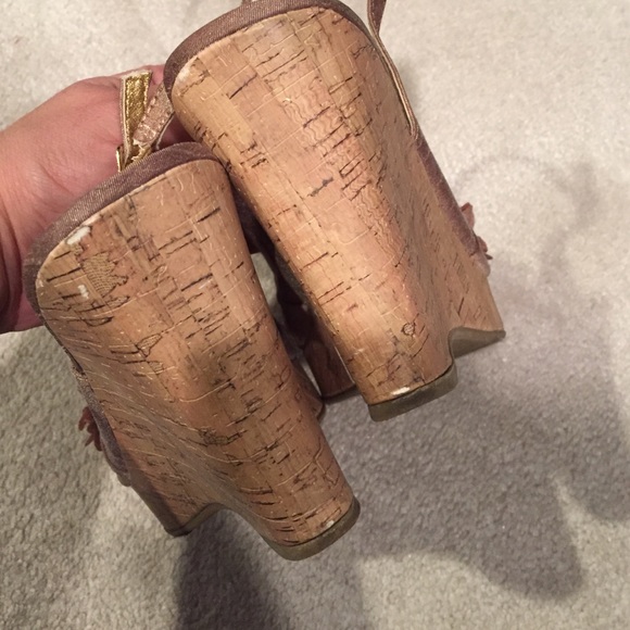 Wedge Sandals - Picture 3 of 4