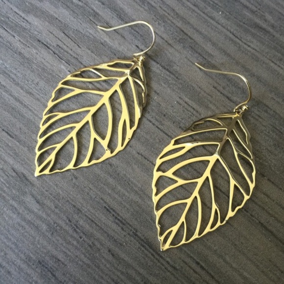 Gold Leaf dangle earrings