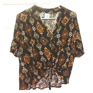 Button up crop top with tie in the front