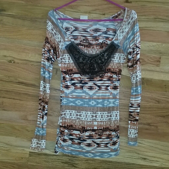 Long sleeve shirt