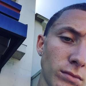 Meet your Posher, Gabriel