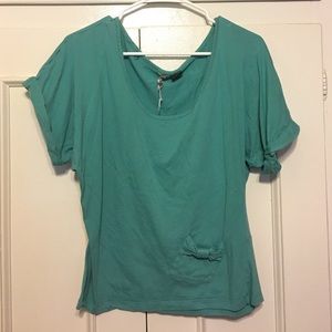 Casual turquoise blue top