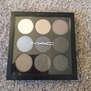 MAC Navy times nine eyeshadow palette