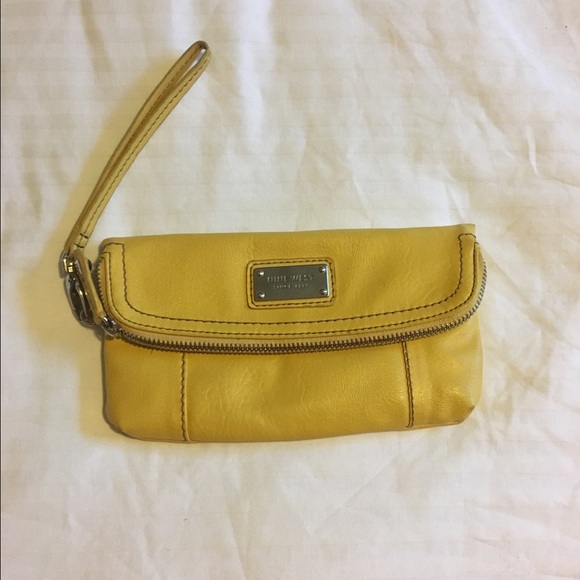 Nine West wristlet