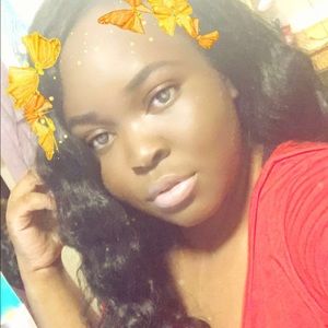 Meet your Posher, Catherine