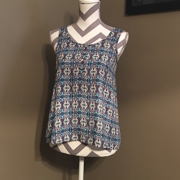 Boutique sleeveless blouse. Sz small EUC