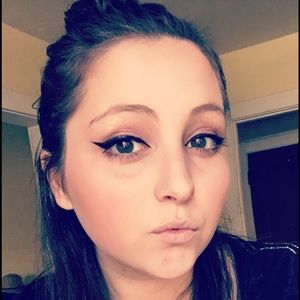 Meet your Posher, Ali