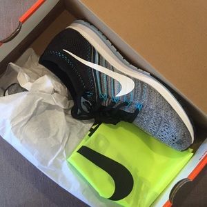 Nike Zoom Flyknit Streak LE