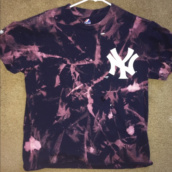 Distressed bleach Yankees t shirt
