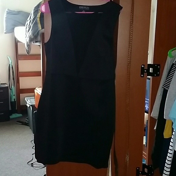 V-shaped mesh body con dress