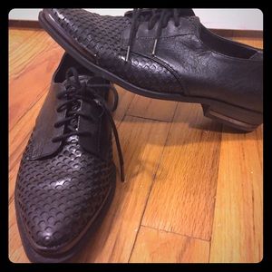Black leather oxfords