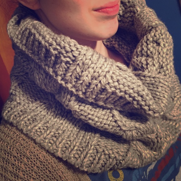 Gap scarf/snood