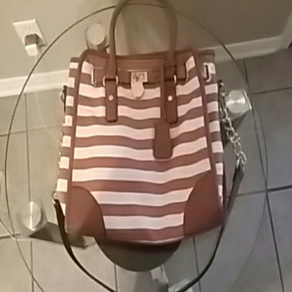 Leathe Purse