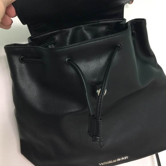 🔴PRICE CUT🔴Victoria Secret Backpack - Picture 2 of 4