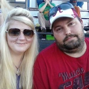 Meet your Posher, Shannon candie