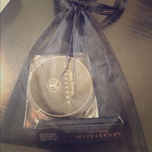 Anastasia Beverly Hills Mirror/ Lipgloss