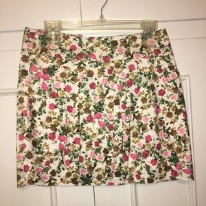 NWT Flower Printed Mini Skirt
