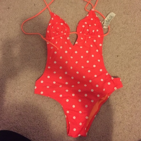 ONE PIECE SUIT BY HOLLISTER
