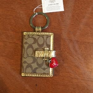 coach picture keychain