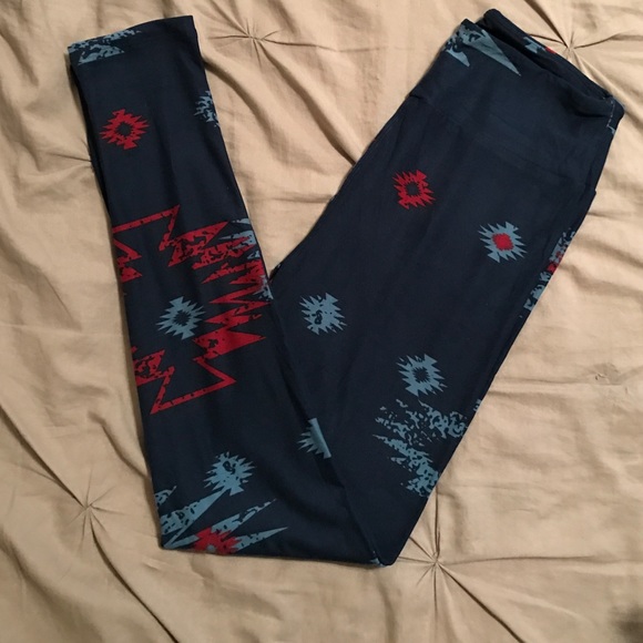 LuLaRoe Pants - Hard to find Aztec Lularoe OS leggings