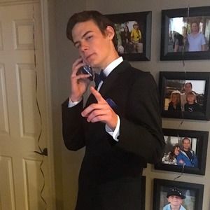 Meet your Posher, Casey