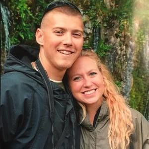 Meet your Posher, Veronica