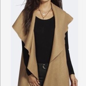 Sleeveless duster