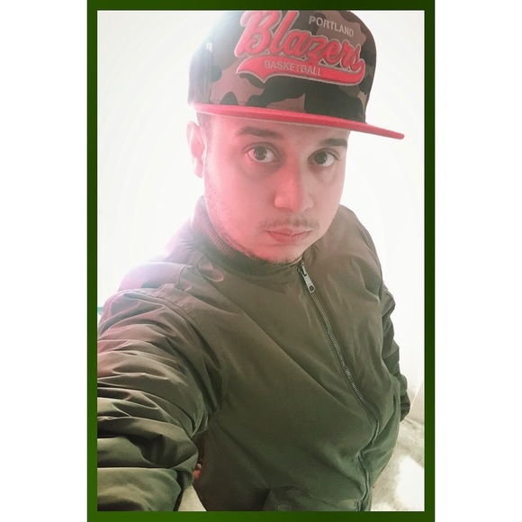 Meet your Posher, Kevin - Picture 1 of 1
