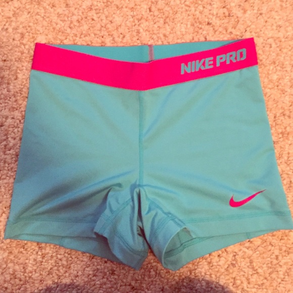 Women's Nike Pro Women's Compression Short