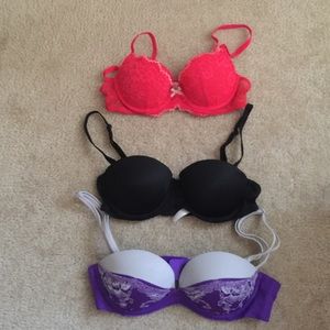 Bundle of 2 Victoria's Secret Bras & 1 from Pink
