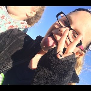 Meet your Posher, Grace