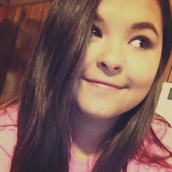 Meet your Posher, Lindsey - Picture 1 of 1