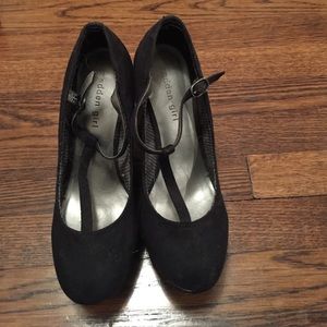 Madden black wedges 8.5
