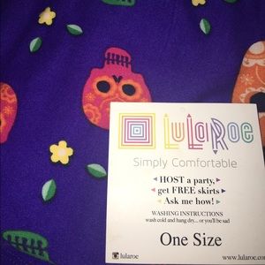 Lularoe OS leggings. Sugar skulls. New with tags