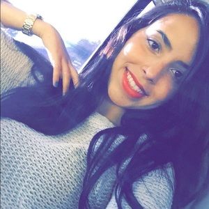 Meet your Posher, Ivett