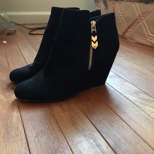 Bcbg suede wedge booties