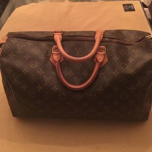 "Reduced " Louis Vuitton Speedy 40