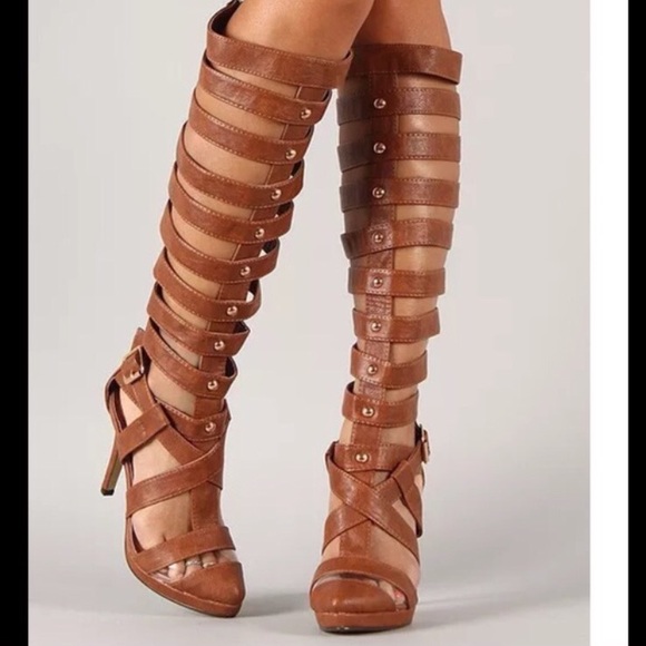 Tan Gladiator Pointy Toe Heels 6 NWOB
