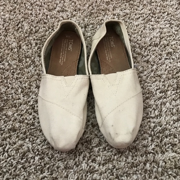 Cream/natural Toms