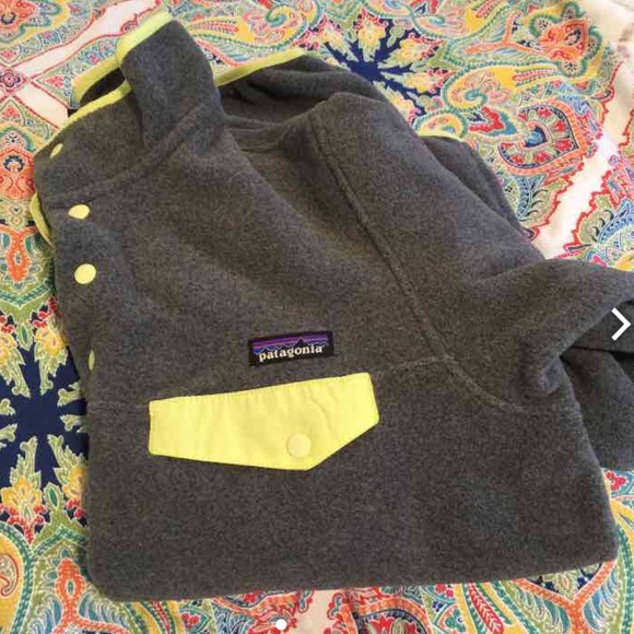 Patagonia women's pullover