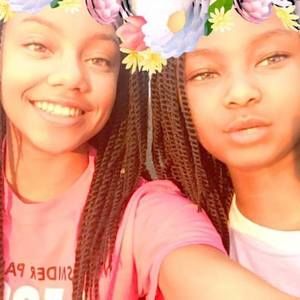 Meet your Posher, Adrianne