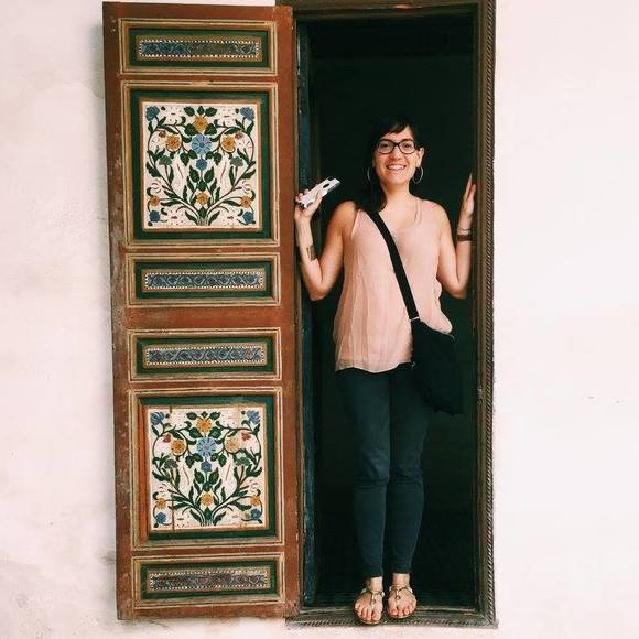 Meet your Posher, Ana