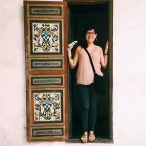 Meet your Posher, Ana