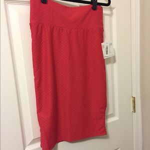 BNWT LuLaRoe Cassie skirt size S
