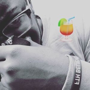 Meet your Posher, Hodari