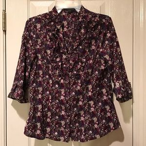 Floral button down forever 21 shirt.