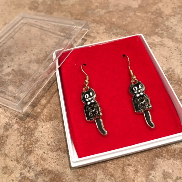 Kit Cat Jewelry - NIB Kit-Cat Clock enamel earrings - hinged tail! Kit Cat Jewelry - NIB Kit-Cat Clock enamel earrings - hinged tail!