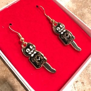 Kit Cat Jewelry - NIB Kit-Cat Clock enamel earrings - hinged tail! Kit Cat Jewelry - NIB Kit-Cat Clock enamel earrings - hinged tail!